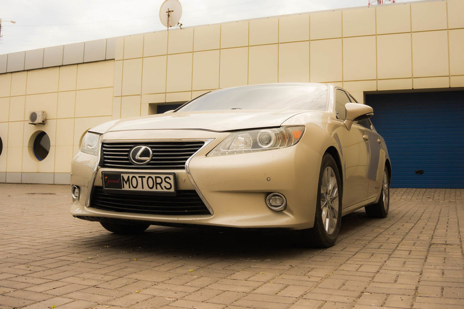 Продам Lexus ES 300 Luxury 2014 года в Запорожье