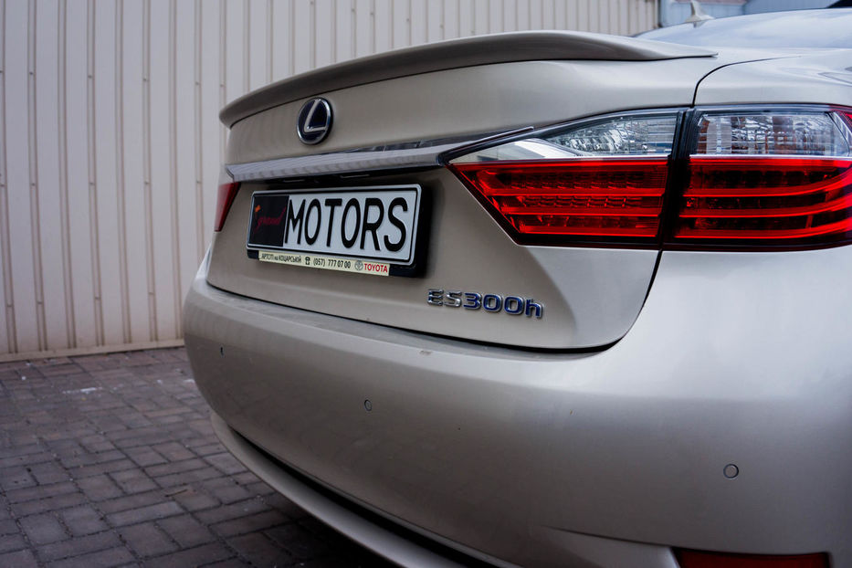 Продам Lexus ES 300 Luxury 2014 года в Запорожье