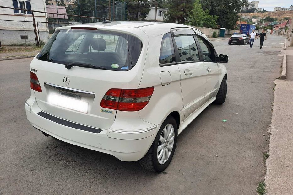 Продам Mercedes-Benz B 180 2011 года в Днепре