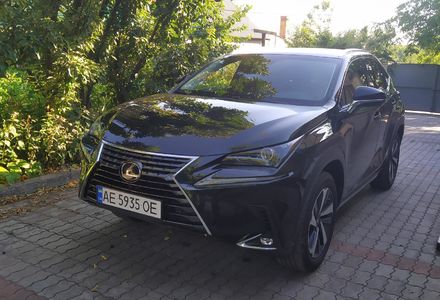 Продам Lexus NX 300 2019 года в г. Кривой Рог, Днепропетровская область