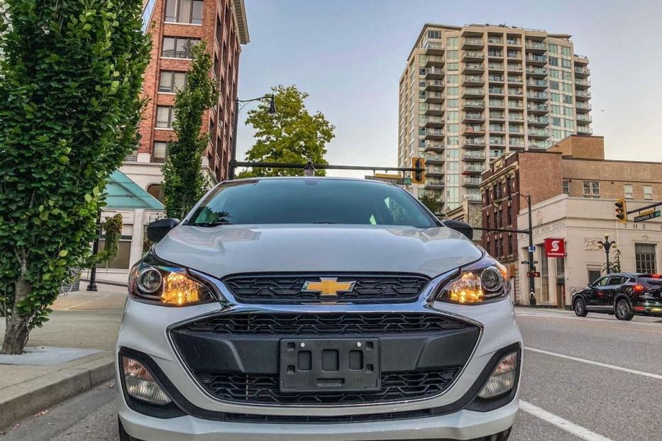 Продам Chevrolet Spark ls 2019 года в Одессе