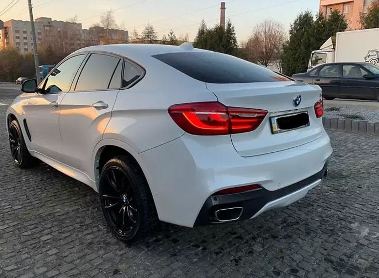 Продам BMW X6 M 2017 года в Киеве