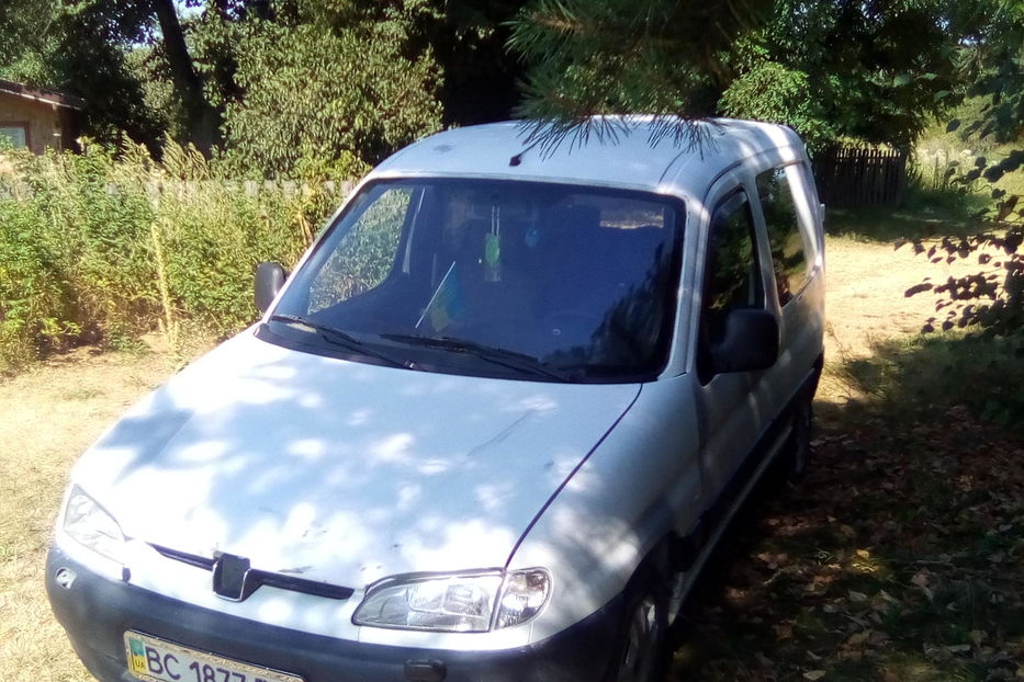 Продам Citroen Berlingo пасс. 2002 года в г. Золочев, Львовская область