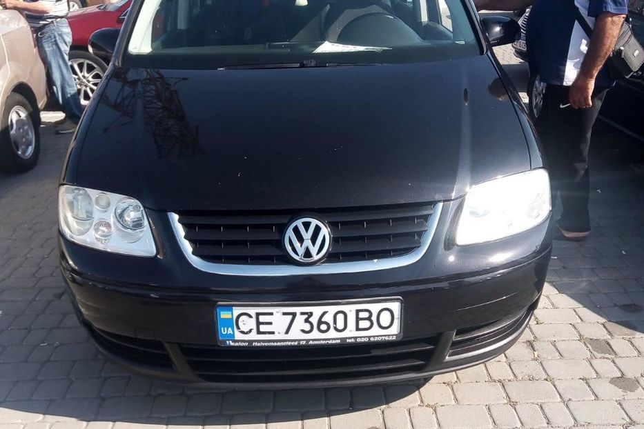 Продам Volkswagen Touran 2004 года в Черновцах