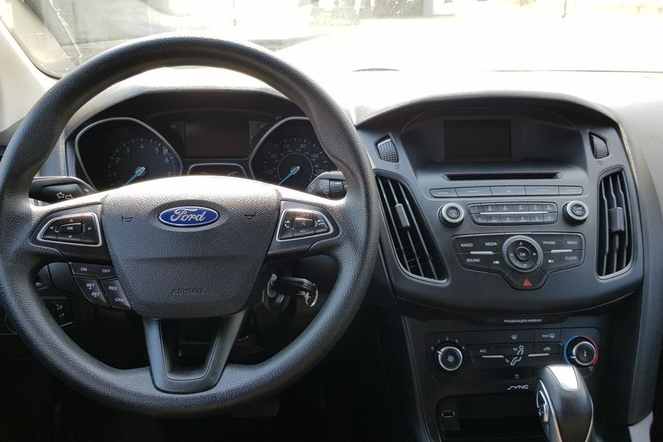 Продам Ford Focus FOCUS SE 2.0 2015 года в Киеве