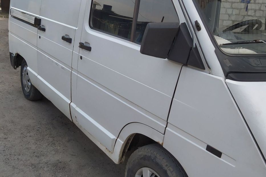 Продам Renault Trafic груз. 1990 года в г. Томашгород, Ровенская область