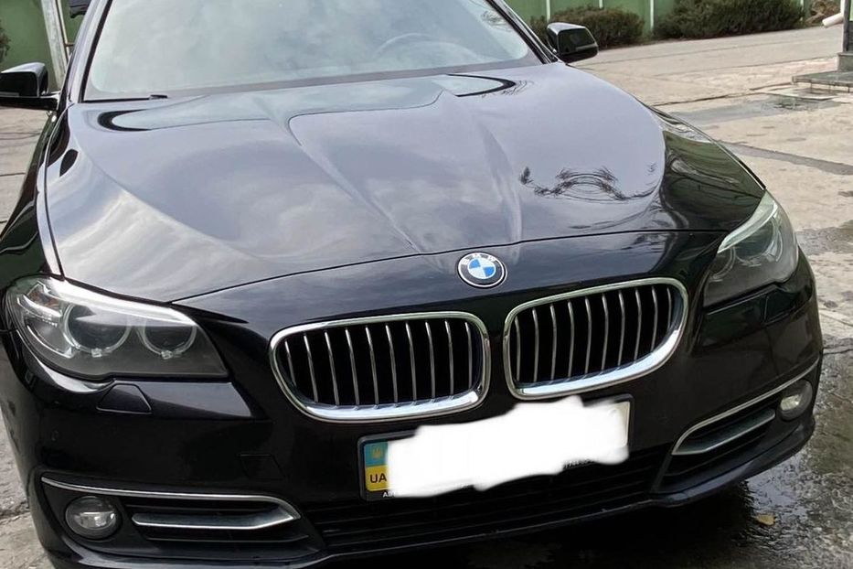 Продам BMW 520 Elegance 2013 года в Киеве