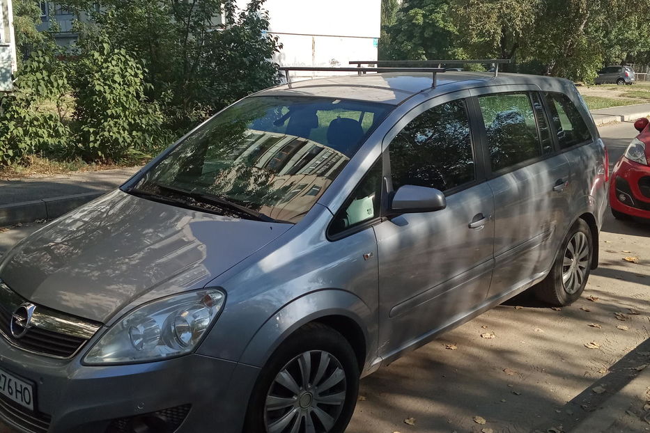 Продам Opel Zafira Газ метан  2008 года в Харькове