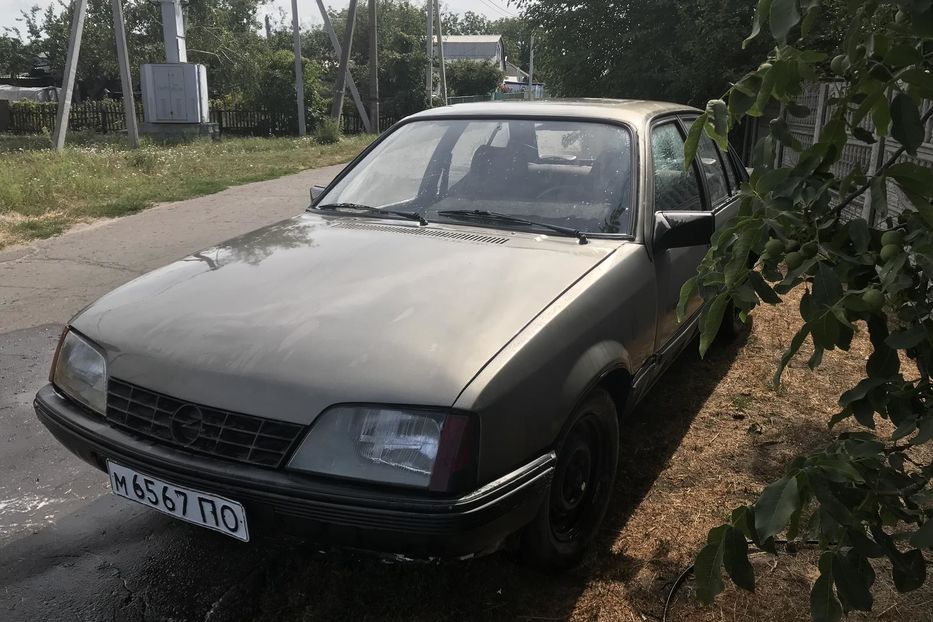 Продам Opel Rekord 1983 года в г. Кременчуг, Полтавская область