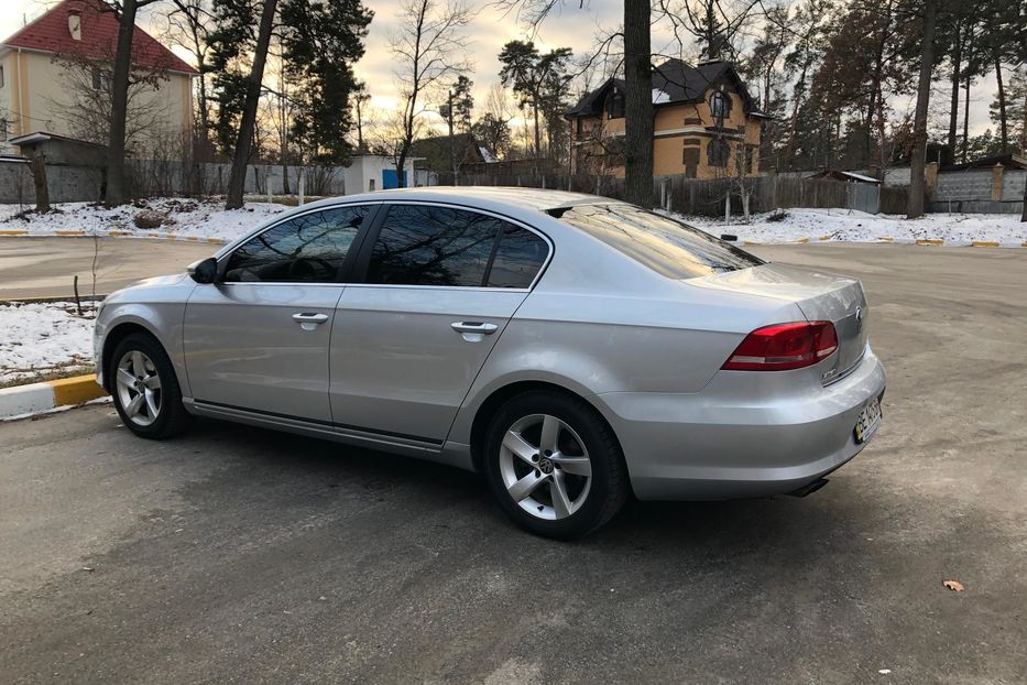 Продам Volkswagen Passat B7 2013 года в Киеве