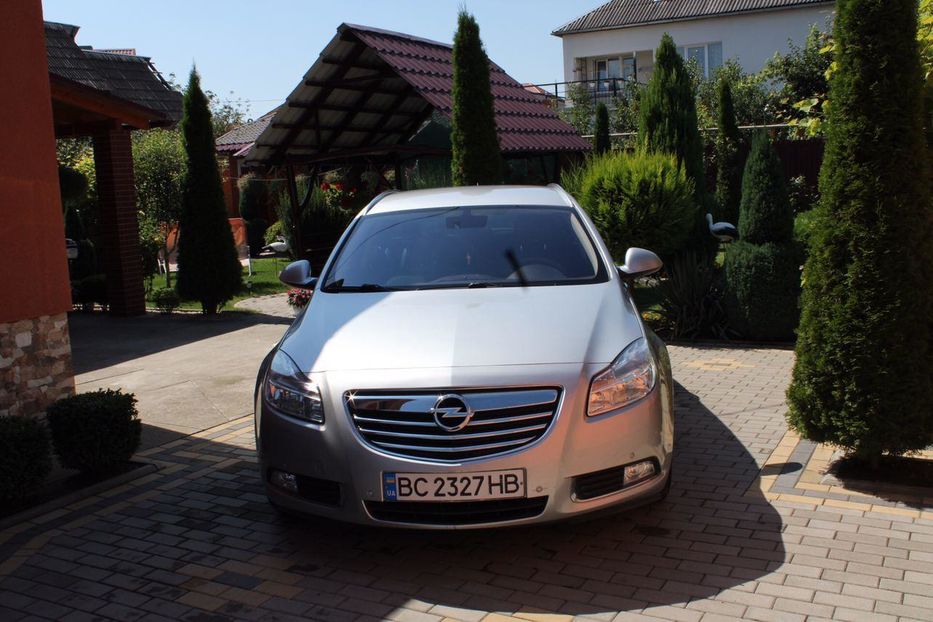 Продам Opel Insignia 2012 года в г. Виноградов, Закарпатская область