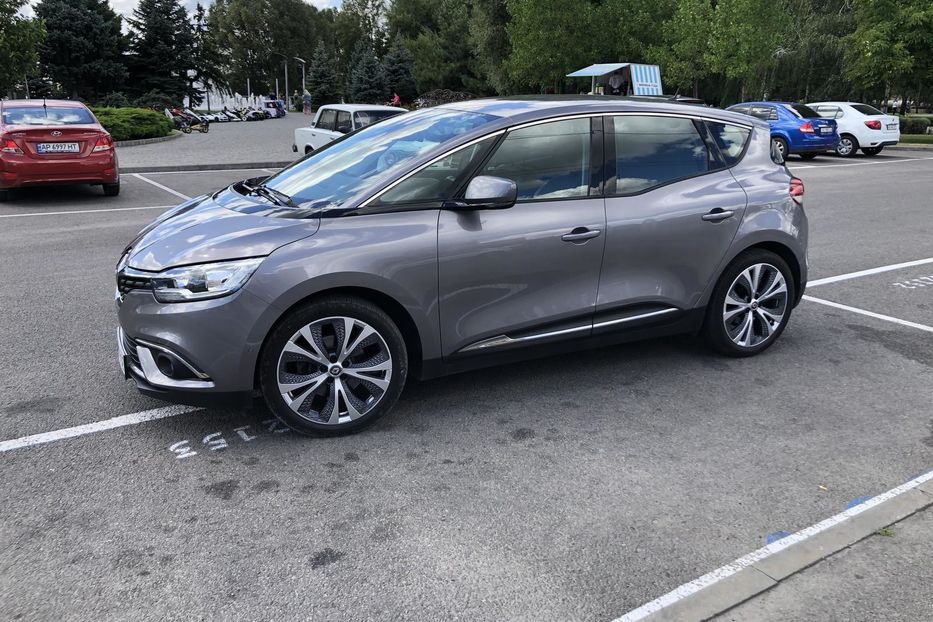 Продам Renault Scenic Intense 2017 года в Днепре