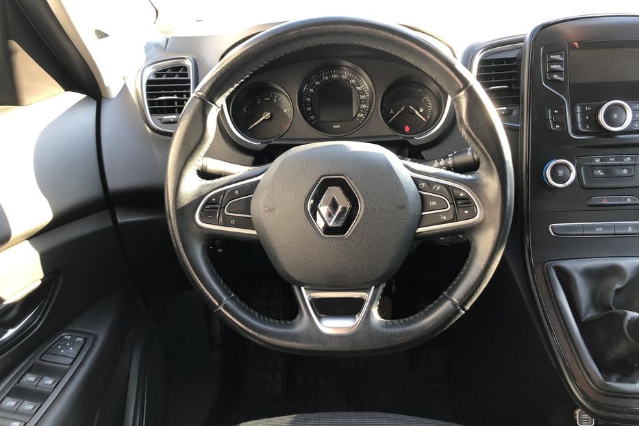 Продам Renault Scenic Life 2017 года в Днепре