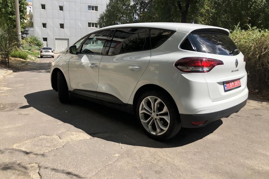 Продам Renault Scenic Life 2017 года в Днепре