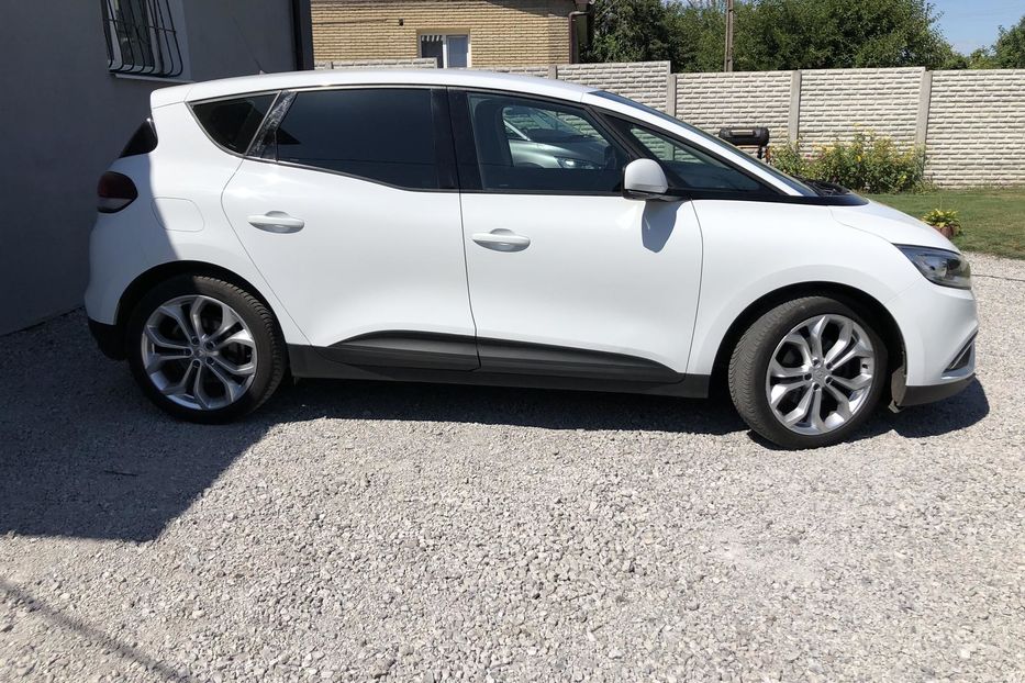 Продам Renault Scenic Life 2017 года в Днепре