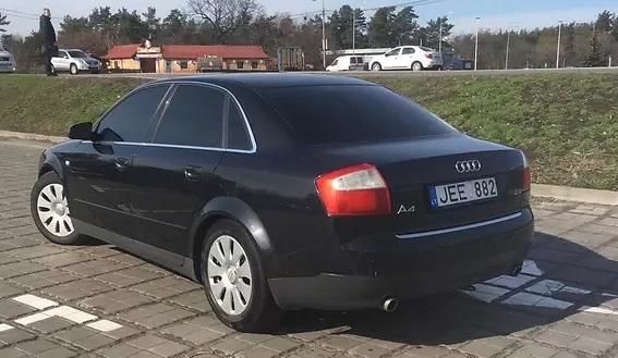 Продам Audi A4 Full 2003 года в Киеве