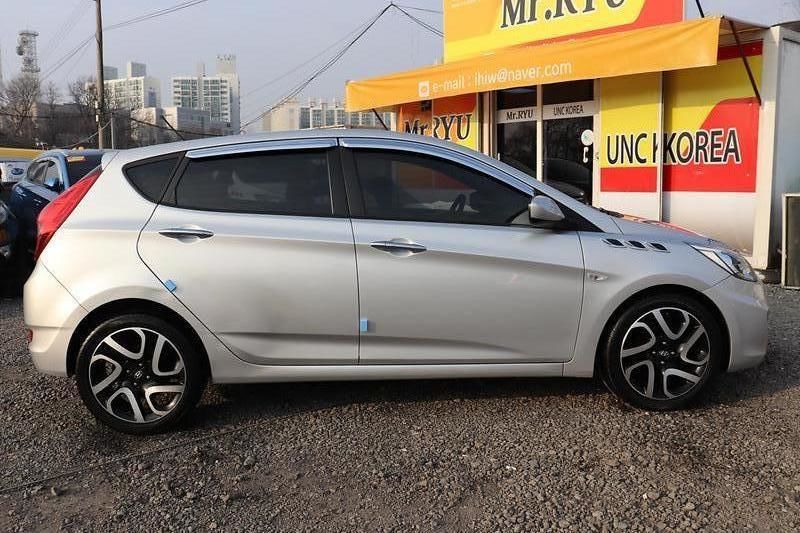 Продам Hyundai Accent  A/T R17/R.SENSOR/FULL AIRBAG 2015 года в Одессе