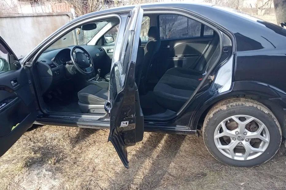 Продам Ford Mondeo 2004 года в Киеве