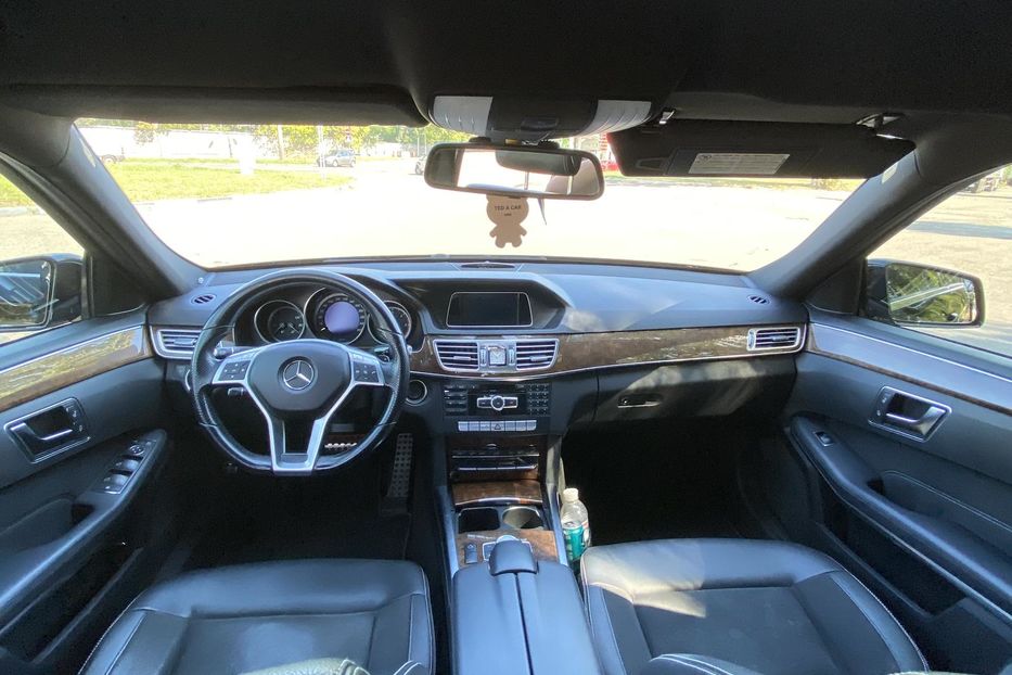 Продам Mercedes-Benz E-Class 220 AMG 2013 года в Киеве