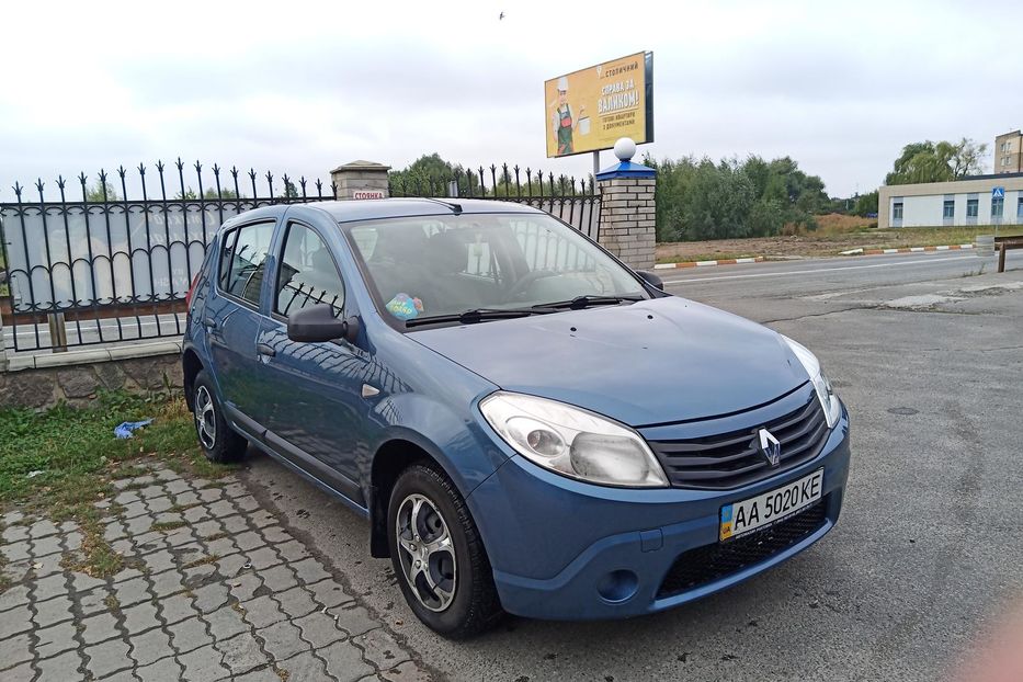 Продам Renault Sandero 2010 года в Киеве