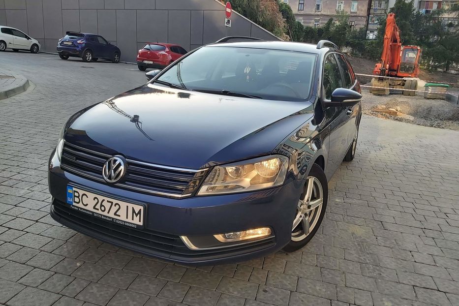 Продам Volkswagen Passat B7 BLUEMOTION 2013 года в Львове