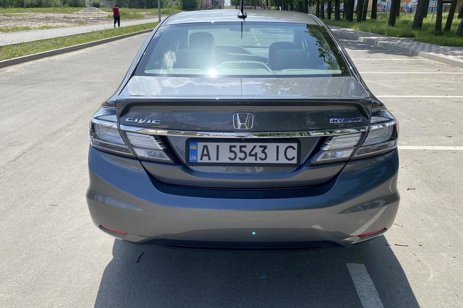 Продам Honda Civic Hybrid  2013 года в Киеве