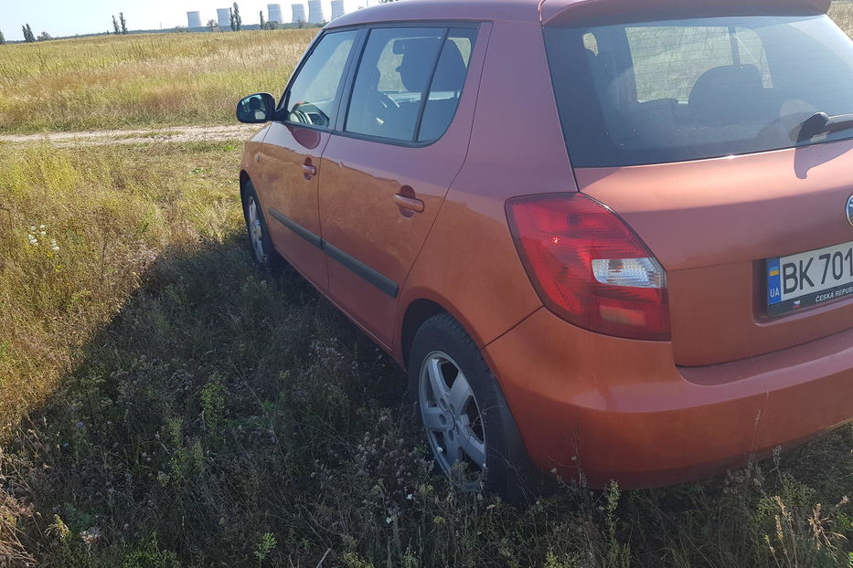 Продам Skoda Fabia 2008 года в г. Кузнецовск, Ровенская область