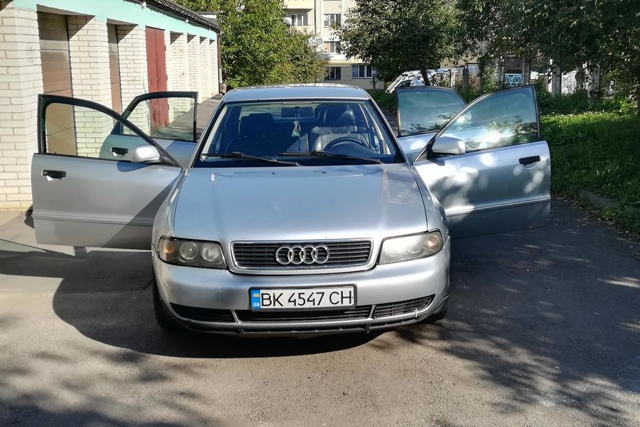 Продам Audi A4 1996 года в Ровно