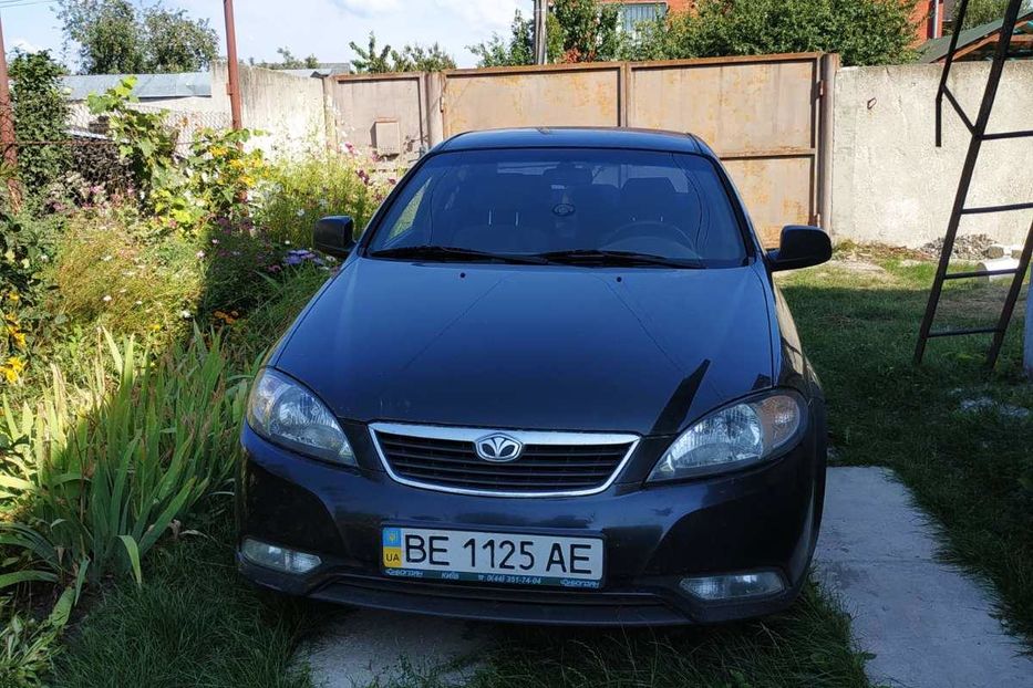 Продам Daewoo Gentra 2013 года в Киеве