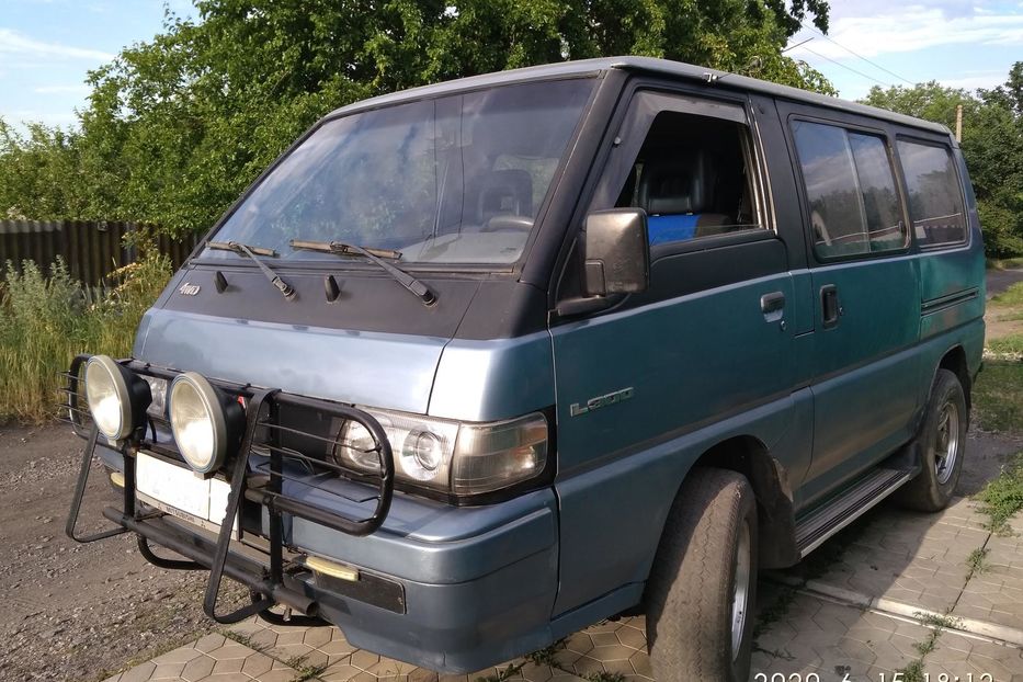 Продам Mitsubishi L 300 пасс. DELIKA 1989 года в г. Шахтерск, Донецкая область