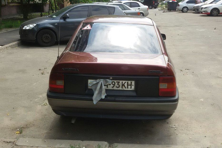 Продам Opel Vectra A 1990 года в Киеве