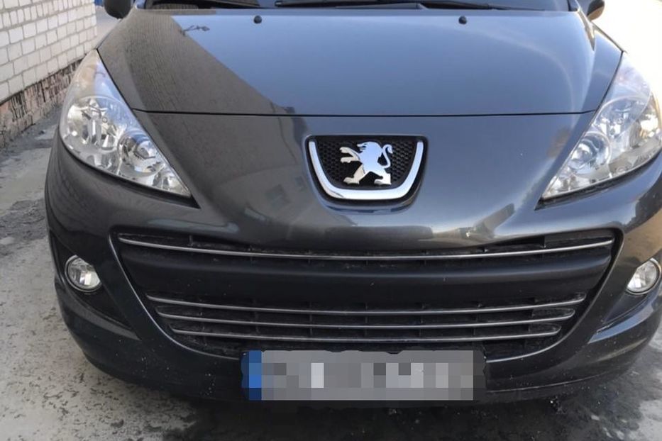 Продам Peugeot 207 2010 года в Ровно