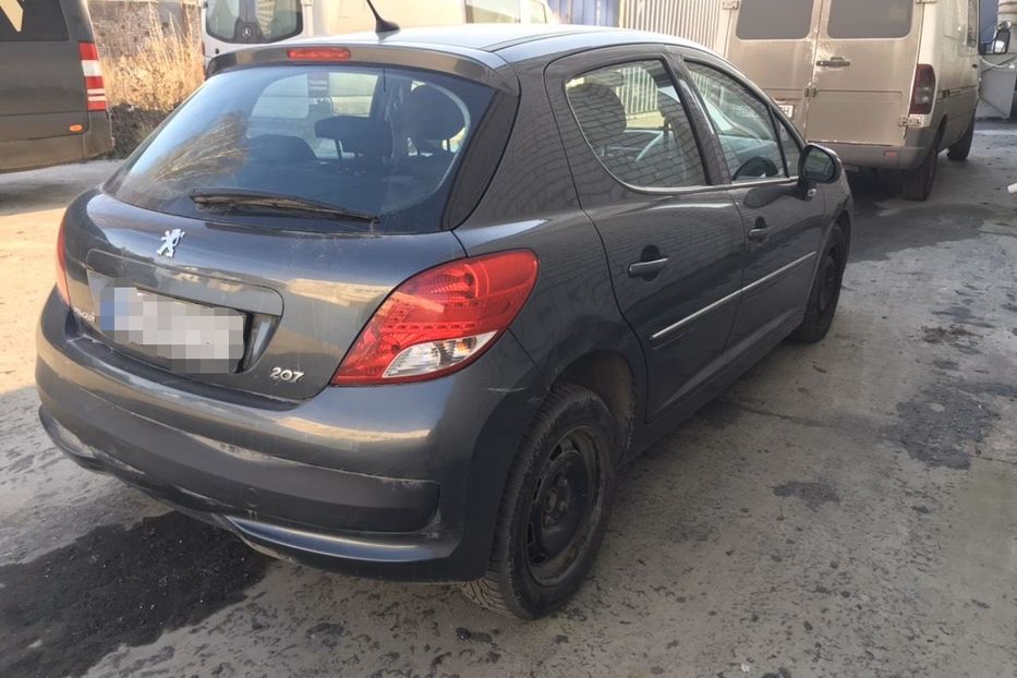 Продам Peugeot 207 2010 года в Ровно