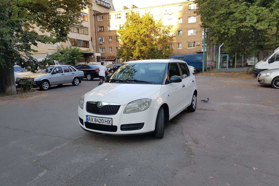 Продам Skoda Fabia 2010 года в Киеве