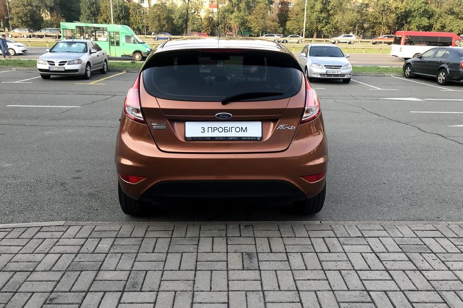 Продам Ford Fiesta 2015 года в Киеве