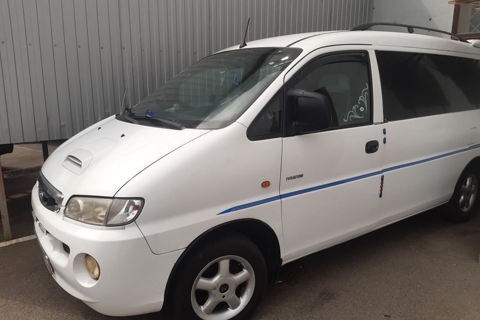 Продам Hyundai H1 пасс. 2004 года в Киеве