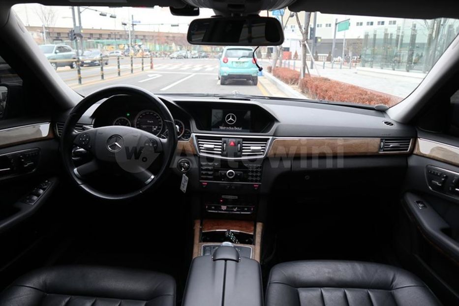 Продам Mercedes-Benz E-Class elegance 2011 года в Киеве