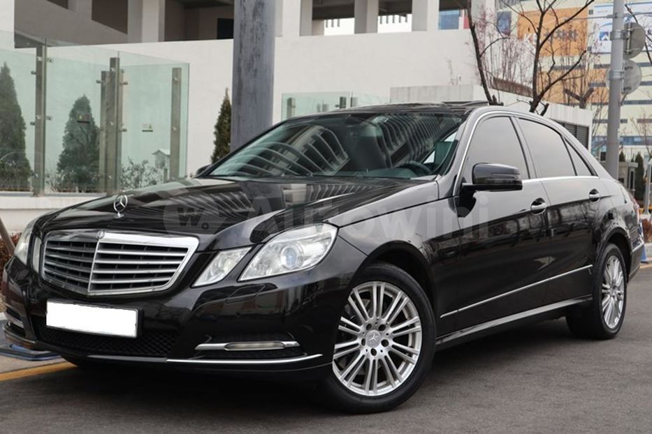Продам Mercedes-Benz E-Class elegance 2011 года в Киеве