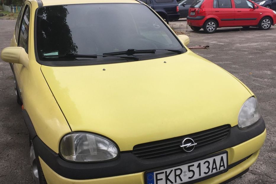 Продам Opel Corsa Хечбек 2001 года в Киеве