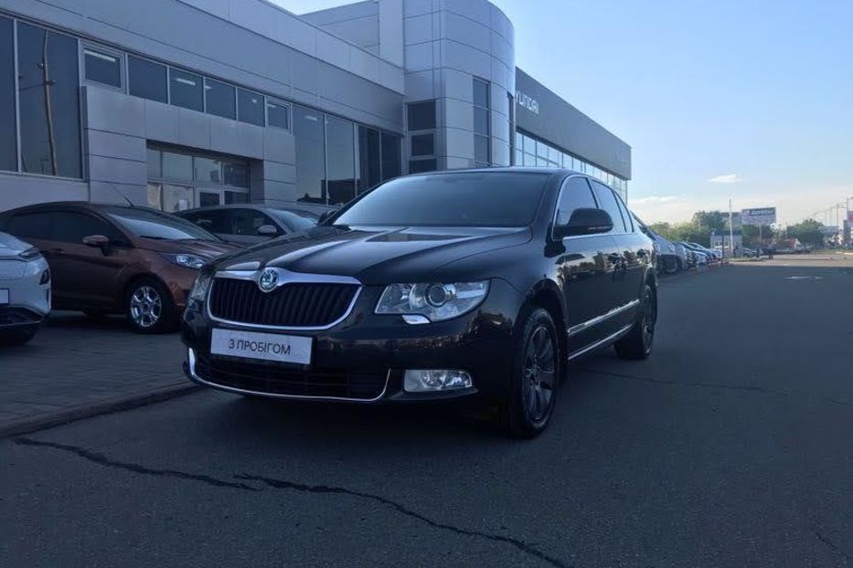 Продам Skoda Superb 2012 года в Киеве