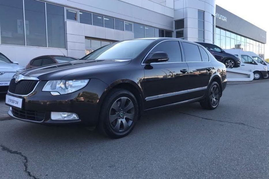 Продам Skoda Superb 2012 года в Киеве