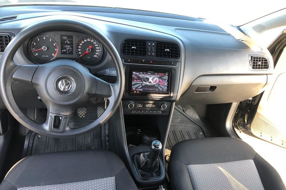 Продам Volkswagen Polo 2012 года в Днепре