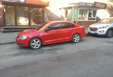 Продам Volkswagen Jetta Baza 2014 года в Киеве