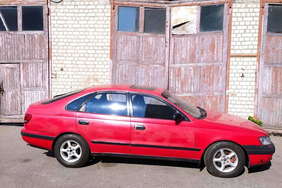 Продам Toyota Carina 1992 года в Харькове