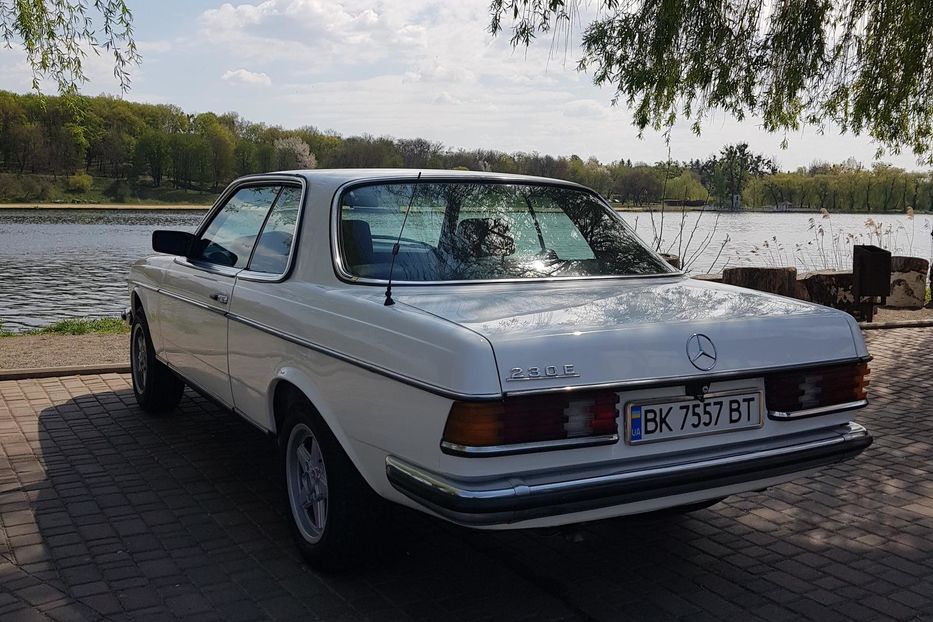 Продам Mercedes-Benz E-Class W123. 230ce 1982 года в Ровно
