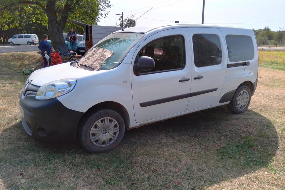 Продам Renault Kangoo пасс. 2015 года в г. Заставна, Черновицкая область