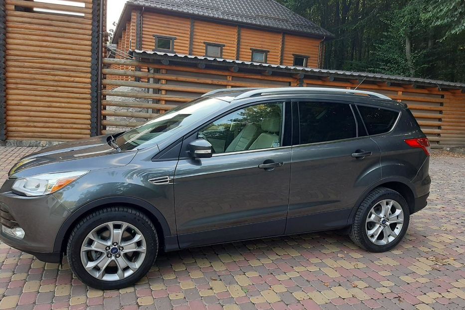 Продам Ford Escape Titanium 2014 года в Виннице