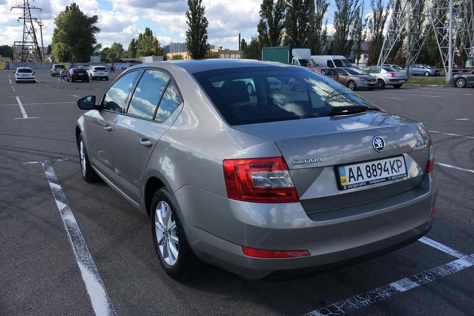 Продам Skoda Octavia A7 2013 года в Киеве