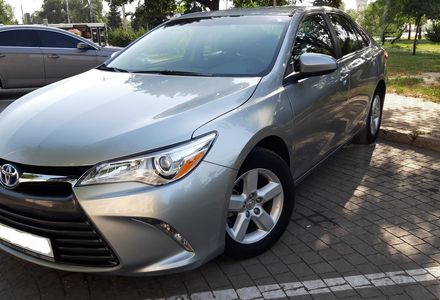 Продам Toyota Camry HYBRID 2016 LE 2016 года в Запорожье