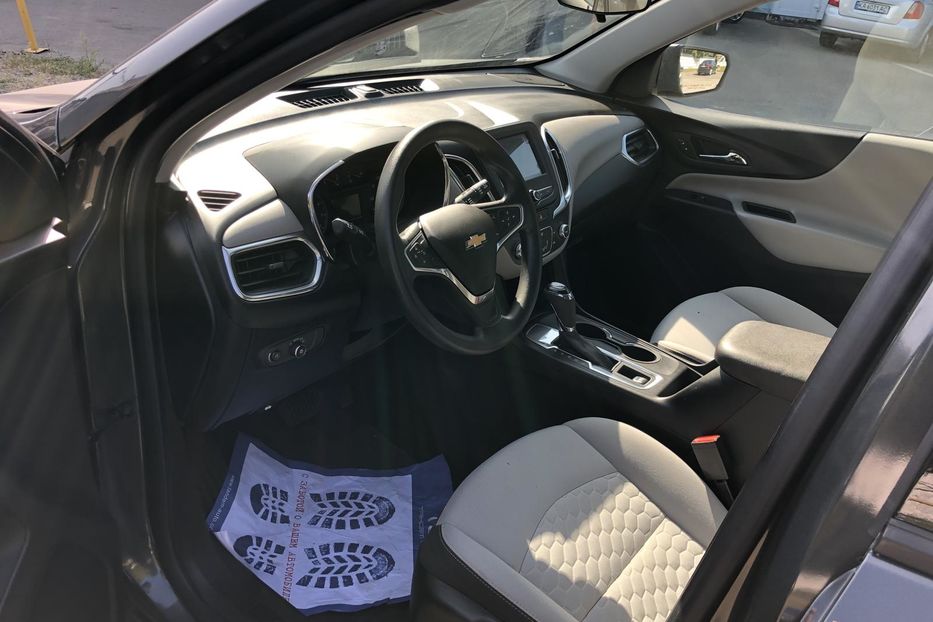 Продам Chevrolet Equinox LS 2018 года в Киеве
